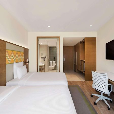 Novotel Guwahati Gs Road Exteriér fotografie