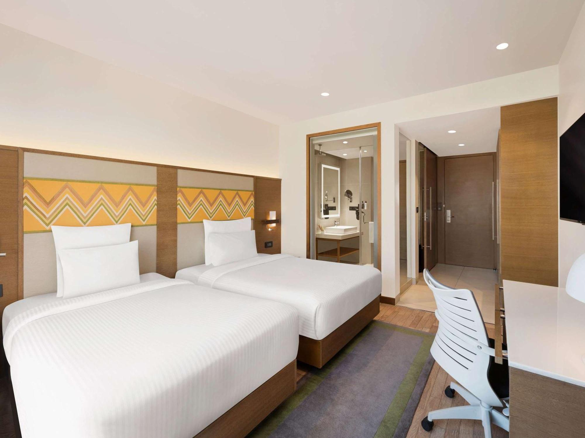 Novotel Guwahati Gs Road Exteriér fotografie